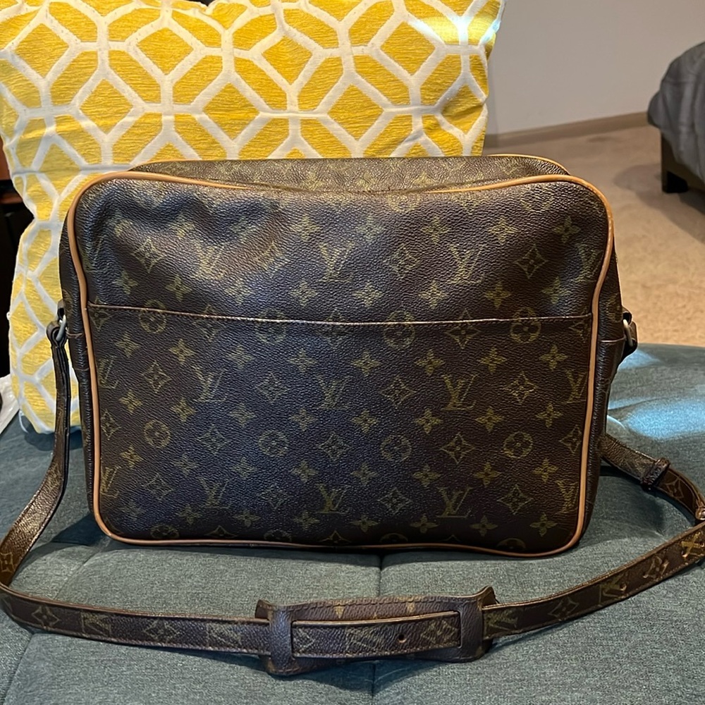 Vintage Louis Vuitton Nile GM